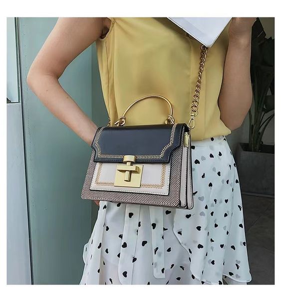 

foreign style small bags, versatile small square bags