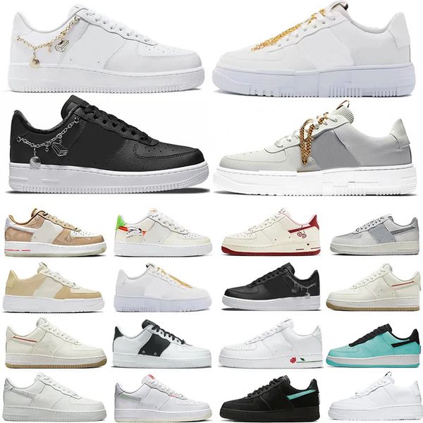 

pixel gold chain low mens running shoes desert sand fresh salmon heel sail tan snake platform have a good game halloween 1 sunlight men wome