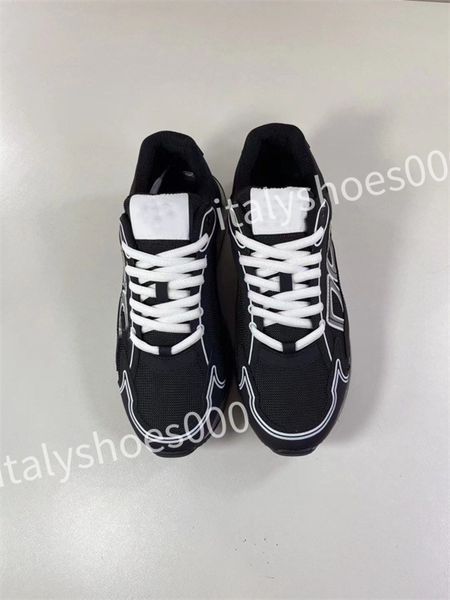 

designer sneakers calfskin casual shoes reflective shoes leather trainers all-match stylist sneaker leisure shoes, Black