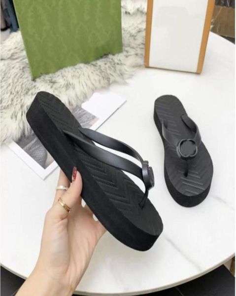 

2022 new ladies beach slides fashion vshaped flip flop sandals size 35425408182, Black