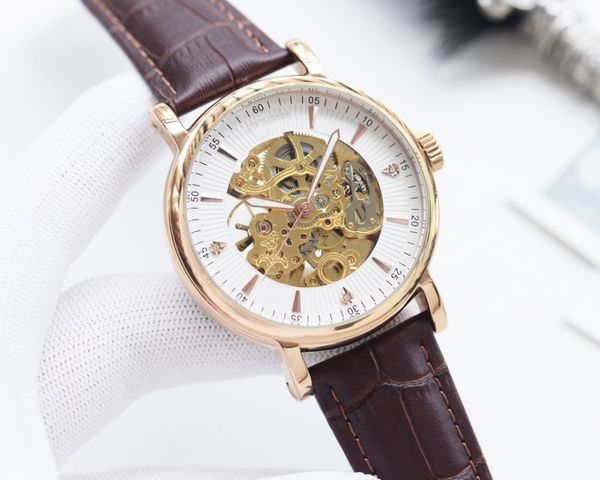 

luxury men's watch, version 316 steel l, calfskin strap, automatic mechanical movement, size diameter 42mm thick 12mm, Slivery;golden