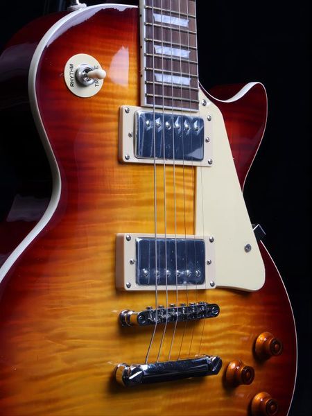 

custom shop 1959 r9 tiger flame electric guitar standard 59 electric guitar