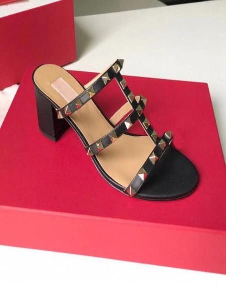 

v rivet slippers high heel shoes 65cm thick heels rome sandal 2023 summer new flat bottomed fashion sandals with box and dust bag7798109, Black