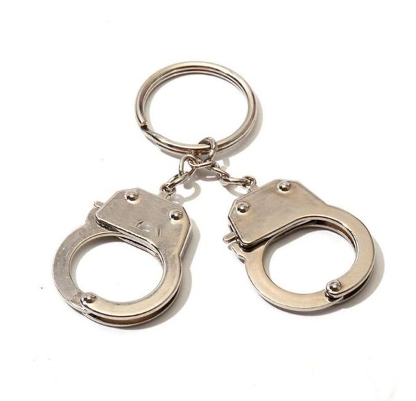 

17fw handcuffs keychain silver plated metal blank keyring keychain split ring keyfob key holder rings women men diy key chains acc5107720