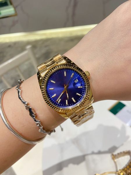 

fine men's and women's neutral watch, three pins with calendar design, size 36 x 11, Slivery;golden
