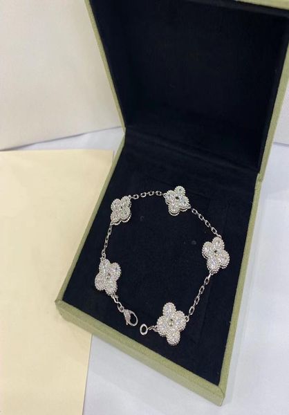 

luxury v brand clover designer charm bracelets for women 18k gold white red blue mother of pearl link 4 leaf 5 flowers shining cry3181688, Golden;silver