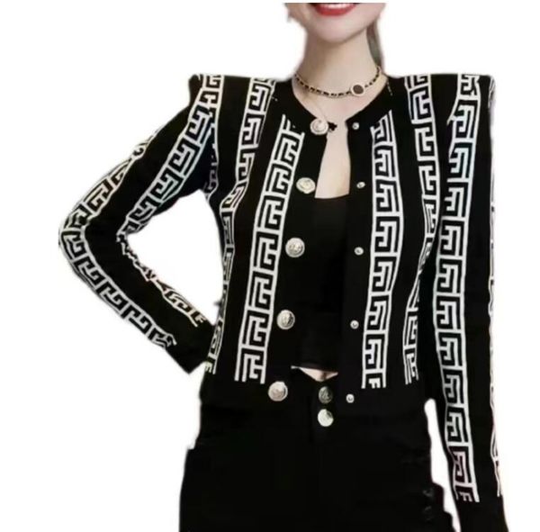 

vintage temperament sweaters fashion geometric pattern shoulder apes knitted short cardigan women single breasted contrast color lion button, White;black