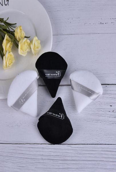

2pcsset triangle velvet powder cosmetic puffs mini makeup puff sponge make up tools5702036
