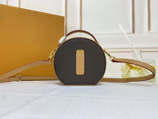 

fashion luxurys shoulder bag onthego medium tote women designers handbags by the pool monograms embossing messenger designer bags 44680, Black;red