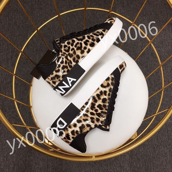 

2023 luxury designer tennis shoes men high casual shoes sneakers lace up women rubber sole shoes outdoor shoes for men women, Black