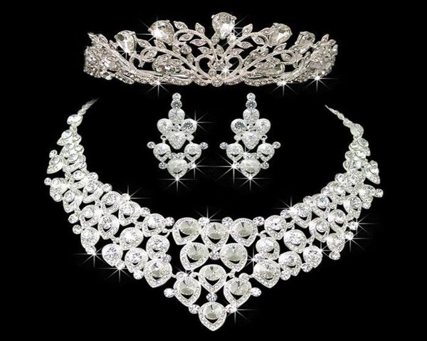 

engagement women jewelry set noble shiny crown tiara necklace earrings wedding bridal jewelry custome decoration accessor4990776, White