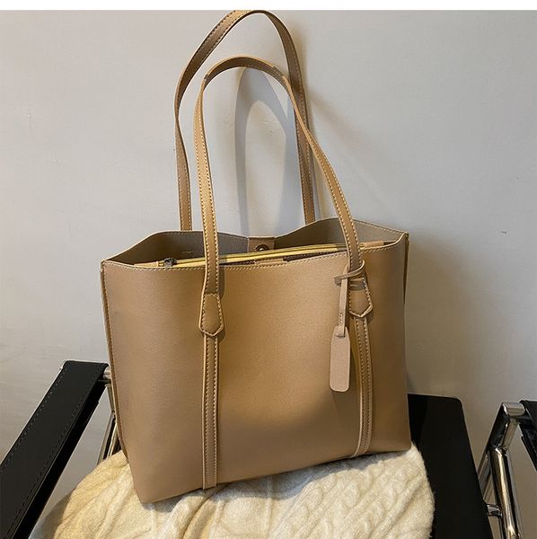 

designer bags the tote bag shoulder handbag crossbody medium tote bag pu leather strap chain messenger totes luxury handbags cross body purs