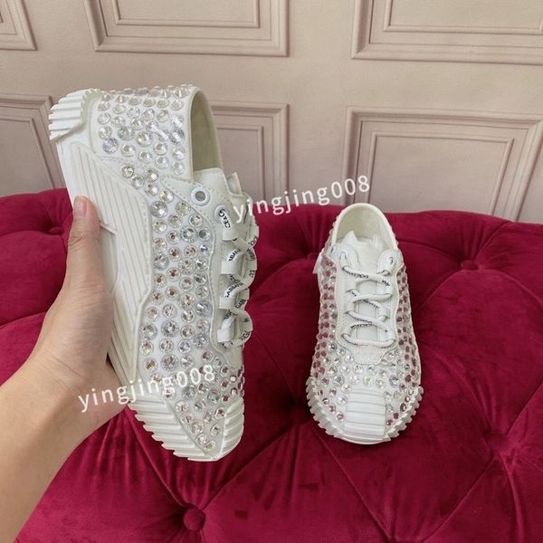 

2023r fashion casual shoes womens low sole canvas shoes leather black white sole sneakers