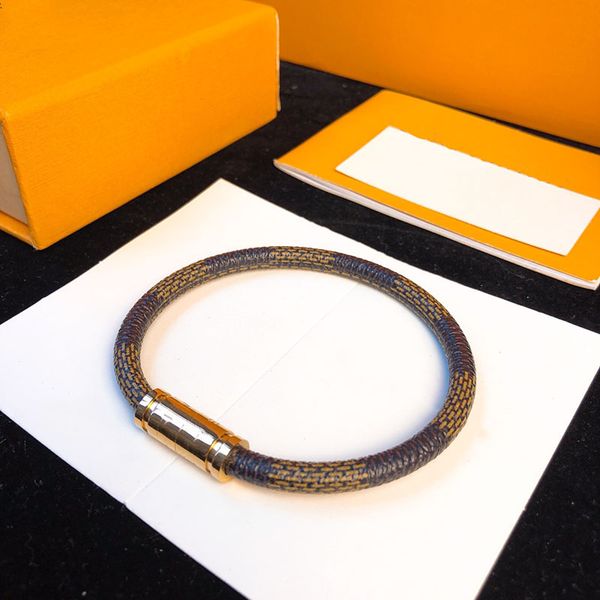 

designers bracelets for women luxurys bracelet trendy fashion vintage bracelets letters versatile personality valentine day birthday jewelry, Black