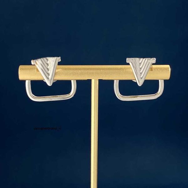 

europe america stud fashion style earrings designer valentinoity women stud luxury gold double v letter jewelry classic mh1f ja4u, Golden;silver