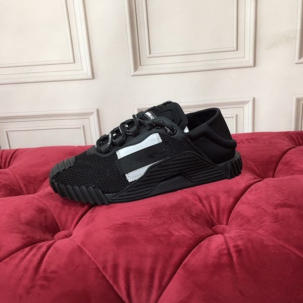 

2023 new designer woman shoe leather lace up men fashion sneakers white black mens womens 0529