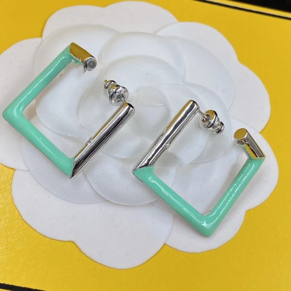 

2023women fashion earrings retro letters earring for women luxury designer jewelry gold mens for gifts relief ear studs ladies nice d12, Golden;silver