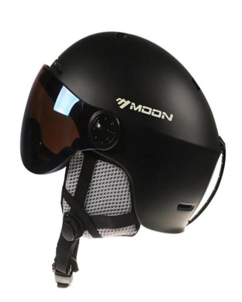 

skiing helmet with goggles integrated snow sports snowboard skateboard helmets for men women outdoor sports ski1099751