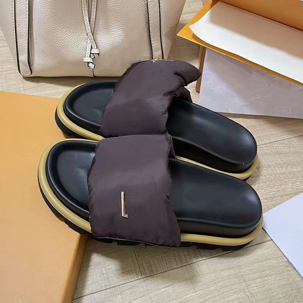 

new designer classic sandals beach slide printing metal logo women slippers embossed pool pillow scuff casual shoes original box dust bag pr, Black