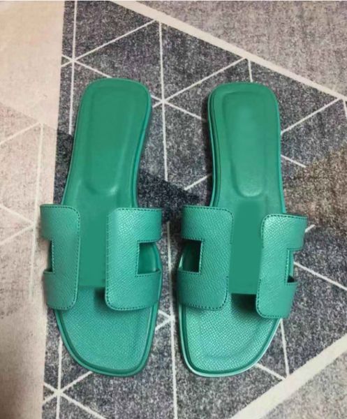 

2023 spring and summer new brand sandals and slippers h large letter cowhide inner size: 35-42 with box, Black