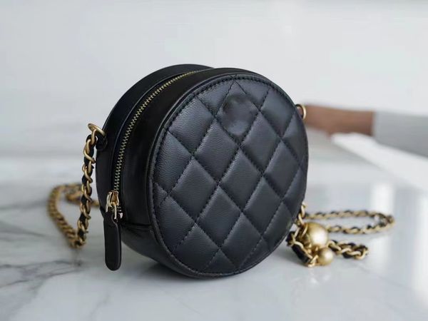 

designer women's shoulder bag chain handbag leather bag available in various colors