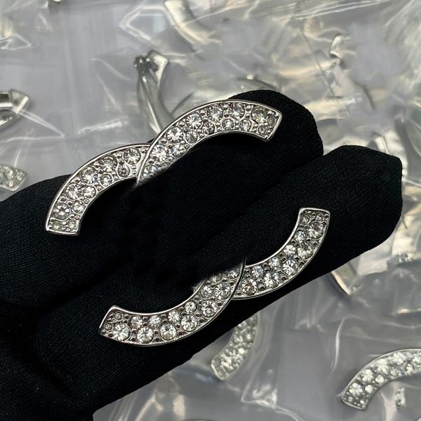 

women men pins brooches ccity luxury designer pin jewelry woman gold brooche accessories 31, Gray
