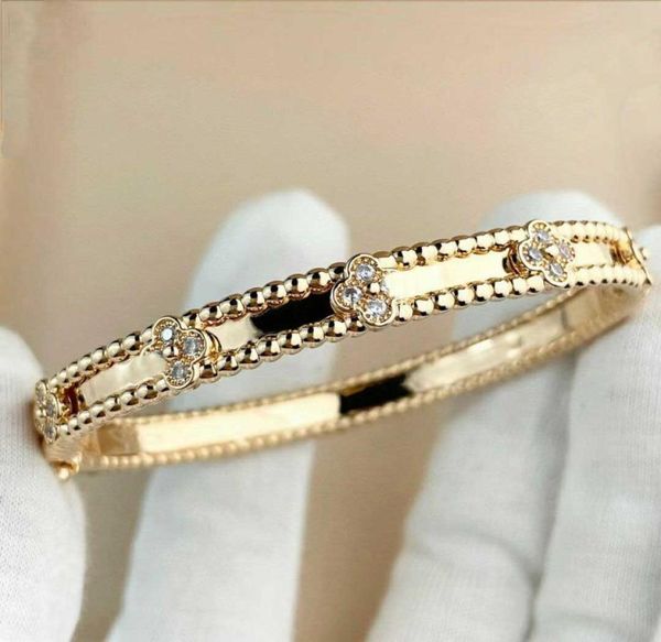 

luxury quality punk charm band bracelet with diamond flower shape for women wedding jewelry gift have box stamp ps3370a4510403, Golden;silver
