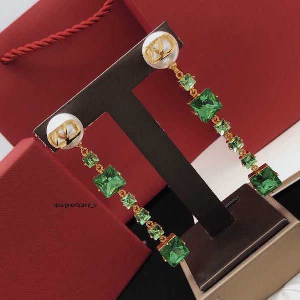 

fashion design stud women letter v engrave dangle earrings girls antique valentinoity wedding jewelry ah3j ugj7, Golden;silver