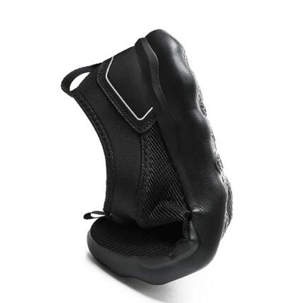 

running shoes summersoft fashion sole walking men summer ultra-light slip-male loafers sneakers white black women outdoor shoes