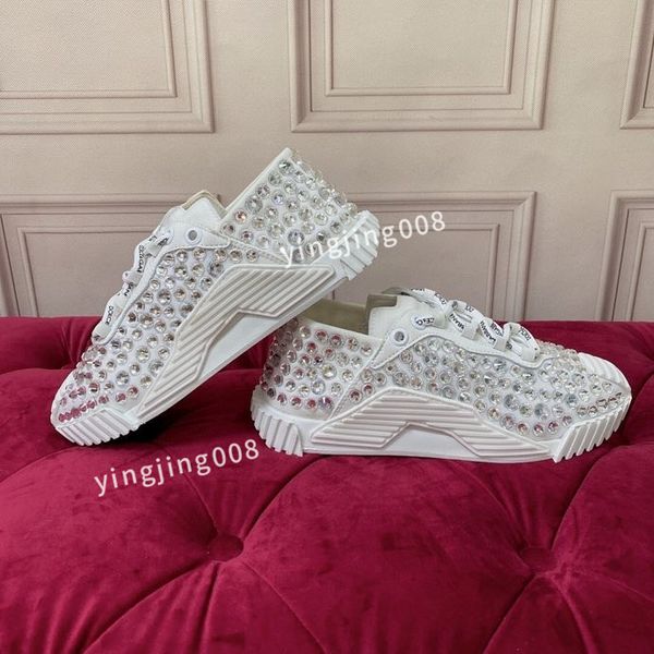 

r fashion casual shoes womens low sole canvas shoes leather black white sole sneakers2023