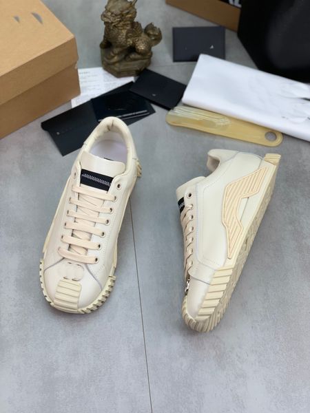 

new designer casual shoes genuine leather white graffiti sneakers fashion diamond jewelry decoration skateboard shoes men 35-45, Black