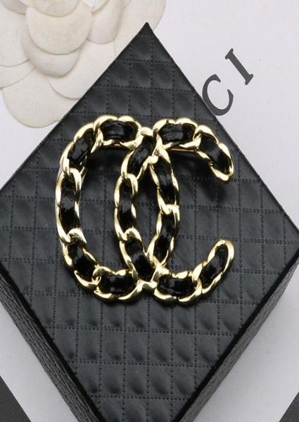 

18k gold plated brooches fashion mens womens designer brand double letter brooche luxury geometric leather cord knitt8161768, Gray