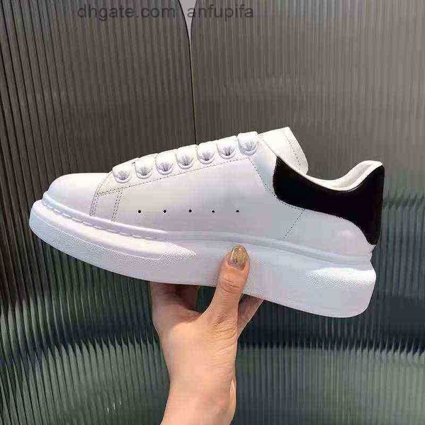 

alexand luxury designer fashion ladies casual running shoes flat sneakers quee cowhide leather sneakers #35-45 mc queens mcqueens alexanders, Black