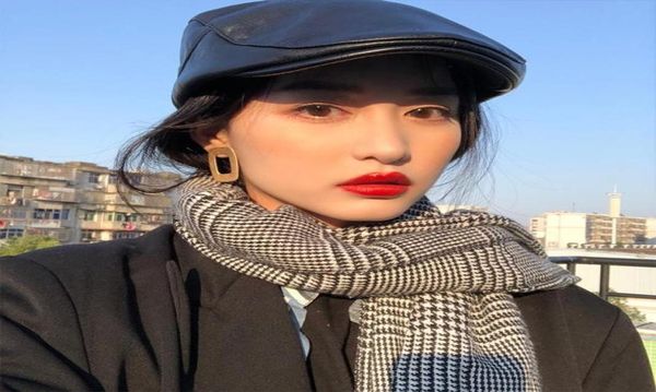 

celebrity cap women faux leather beret women039s autumn winter short brimmed cap british forward hat tetro fashion joker korean8700550, Blue;gray