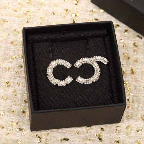 

2022 luxury quality charm stud earring with diamond and nature shell beads in 18k gold plated brooch have box stamp ps7357a3687884, Golden