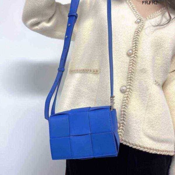 

designer bottegas bags venetas cassettes new mini woven tofu bag leather chest leisure messenger single shoulder small square female pillow
