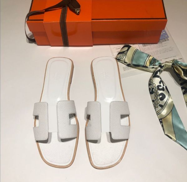 

622sslippers 2023 spring and summer new brand sandals and slippers h large letter cowhide inner, Black