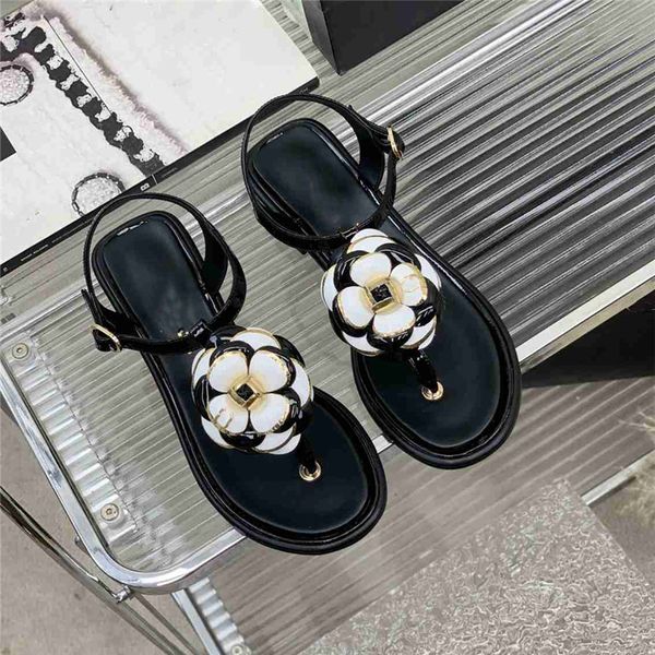 

fashion women's sandals 2023 channel luxury brand letter logo summer women's high heels men's casual student flats 014-017, Black