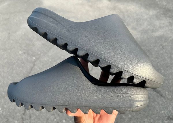

come with box foam slides gery for sale (the color of the picture may be a little different from the actual color, but the shoes are gray), Black