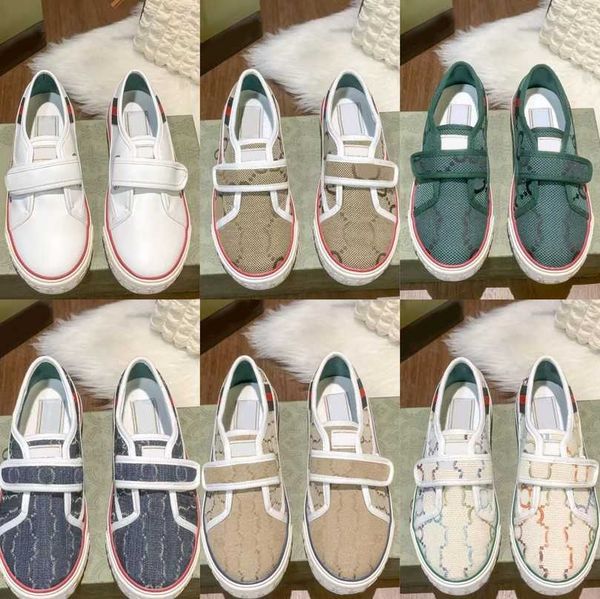 

2023 retro 1977 tennis trainer shoes quality embroidered monograms double g casual sneakers canvas vintage 2022 high rubber women men denim, Black