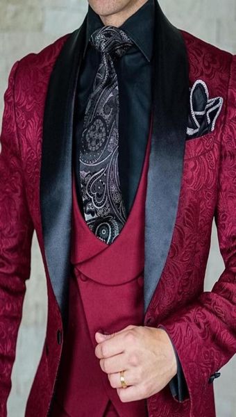 

brand new men suits dark red and black pattern groom tuxedos shawl satin lapel groomsmen wedding man jacketpantsvesttie 3798323, Black;gray