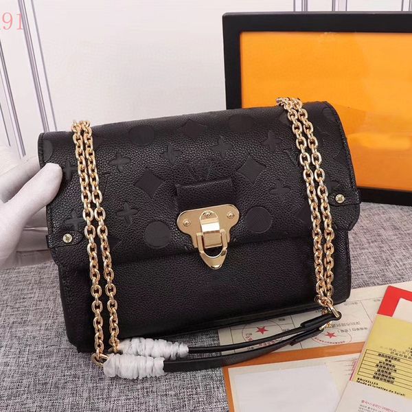 

2023 new single shoulder bag luxury design leather chain bag crossbody bag pure color band diamond pattern messenger handbag with box