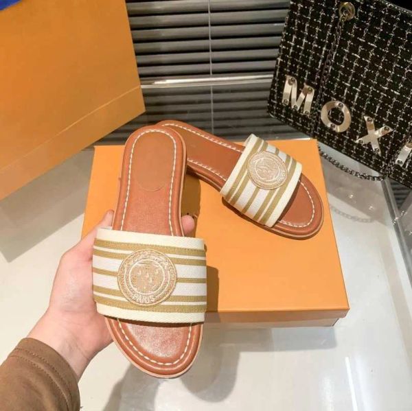 

l embroidered fabric slides slippers black beige multicolor embroidery mules womens home flip flops casual sandals summer leather flat s gsi