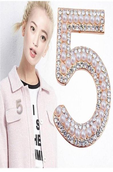 

gold colorsilver brooches letter 5 full crystal rhinestone brooch pins for women party flower number brooches jewelry ship2466499, Gray