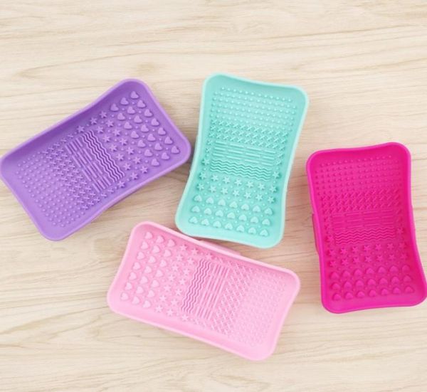 

1pcs silicone brush cleaning tool soap dish shape cosmetics cleaner washing brushes cleanser mat makeup brush cleaner pad8793640