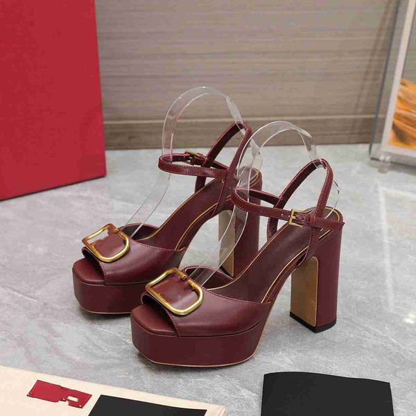 

2023 fashion sandals valentinosity luxury designer platform sandal classic slide women's leather high-heeled sandals hl052, Black