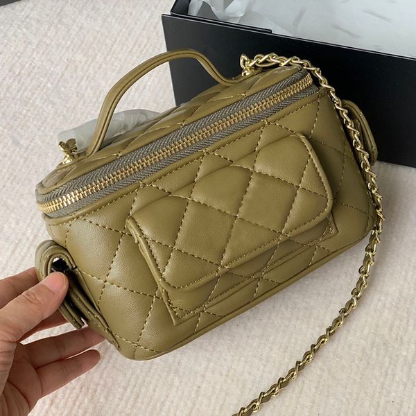 

22k women designer vanity box bag with mirror handle cosmetic case purse multi pochette large capacity gold metal hardware matelasse chain s