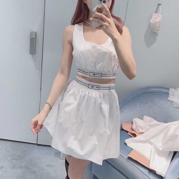 

summer womens suit designer suits skirt sleeveless vest short skirts two-piece embroidery elastic elastic skirt set, White