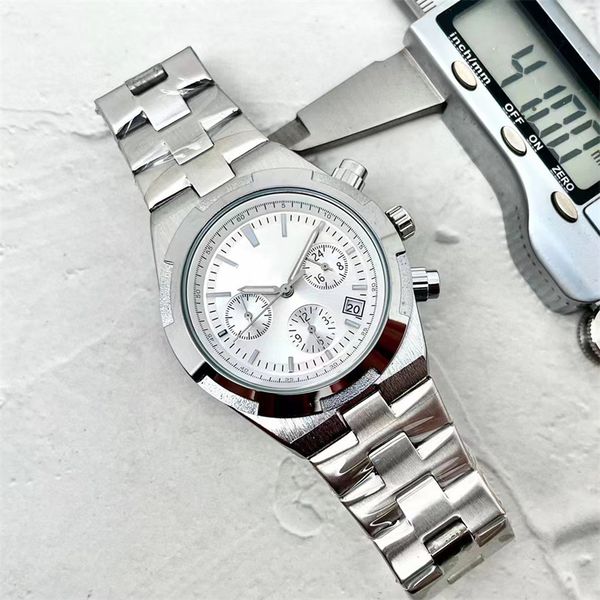 

business fashion men's watches steel band white dial 40mm luxury military sports men's quartz watch, Slivery;brown