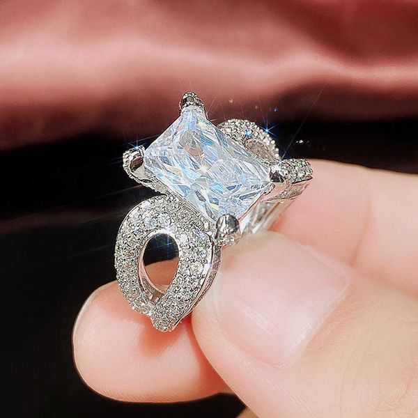 

band rings huitan creative design women's finger rings full paved dazzling cz luxury fashion female rings for party modern 2022 jewelry, Silver